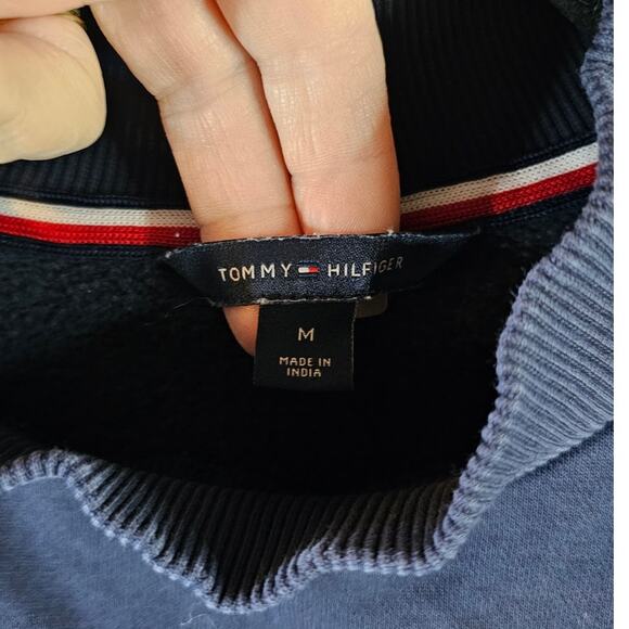 Tommy Hilfiger Mock Neck Sweatshirt Womens Navy Sz Med Logo Pullover - Picture 4 of 7